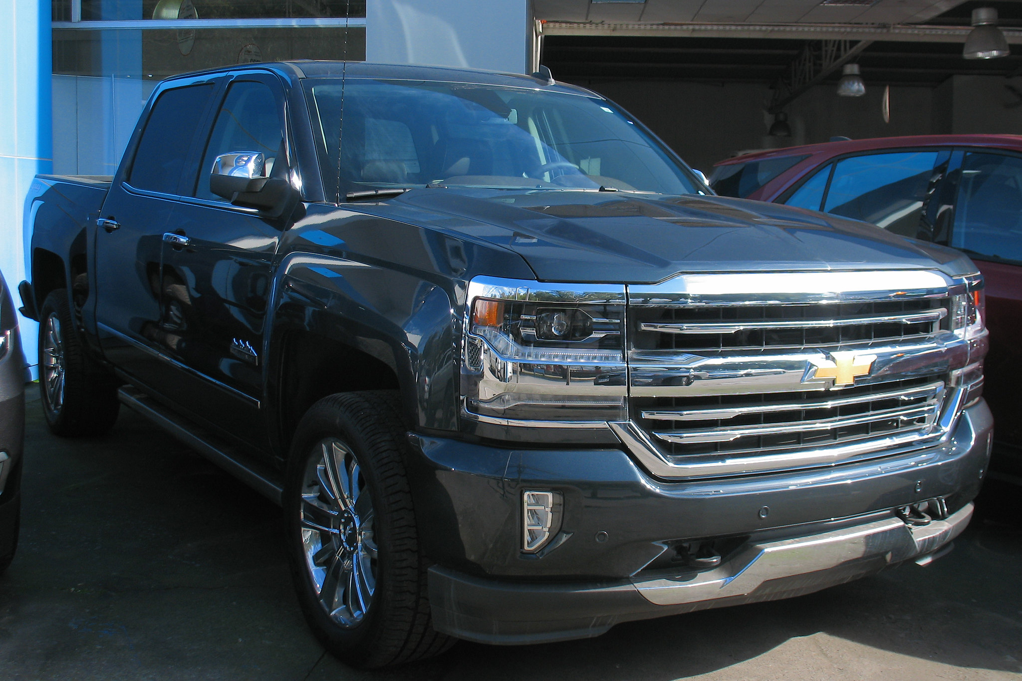 Photo credit: "Chevrolet Silverado High Country 2018" by RL GNZLZ is licensed under CC BY-SA 2.0